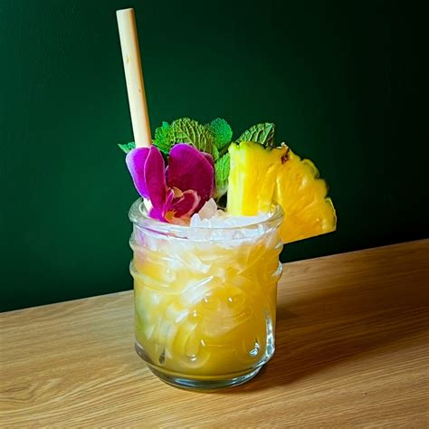 6 Signature Cocktails Recipes 1.0